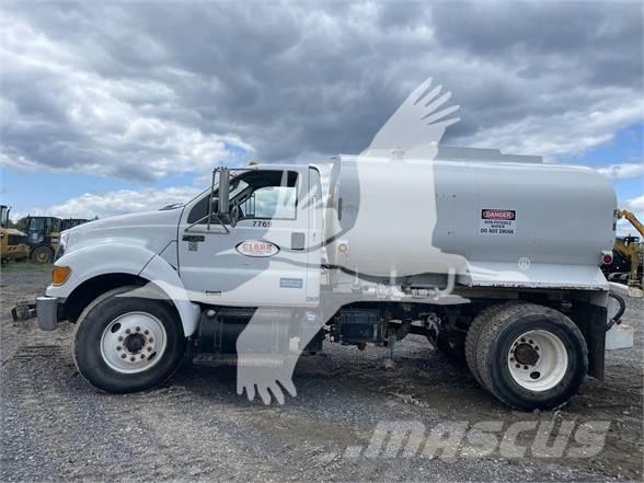Ford F750 XL Water tankers