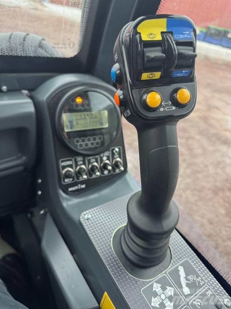 Multione 5.3K Compact tractors