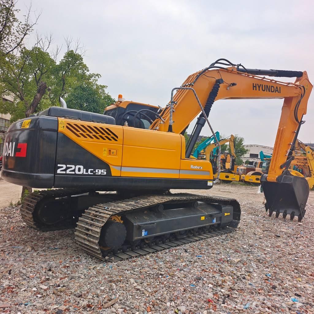 Hyundai 220LC-9S Crawler excavators