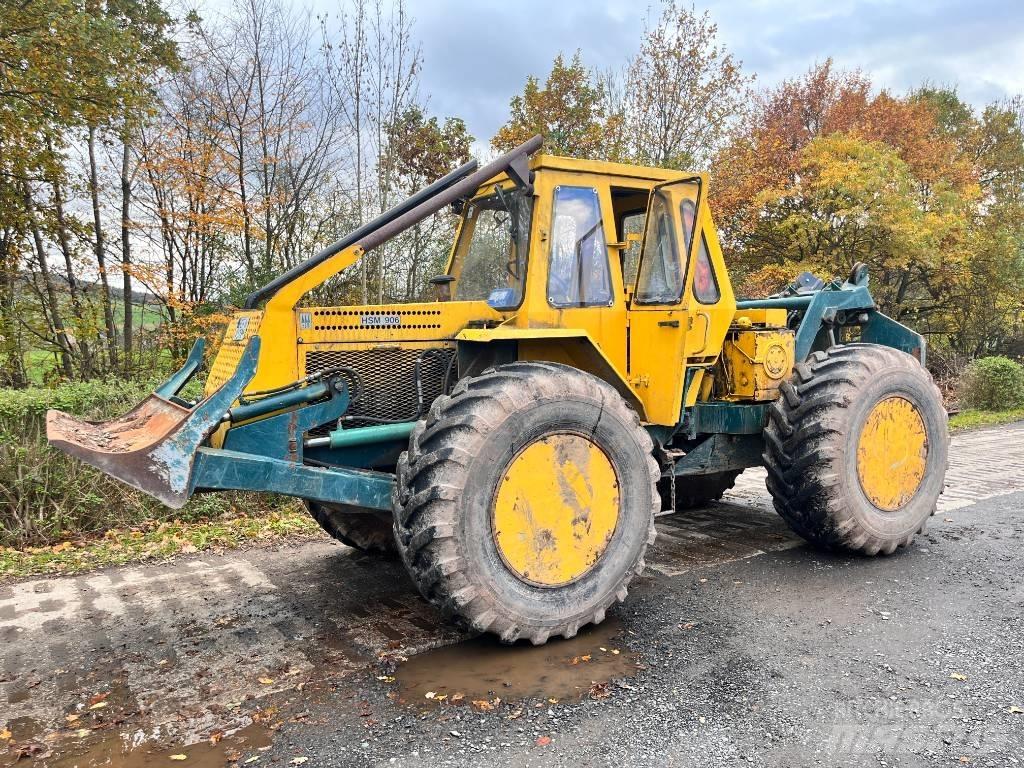 HSM 906 Forestry tractors