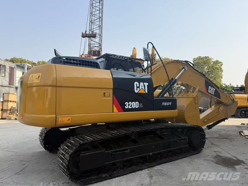 CAT 320d2 Midi excavators  7t - 12t
