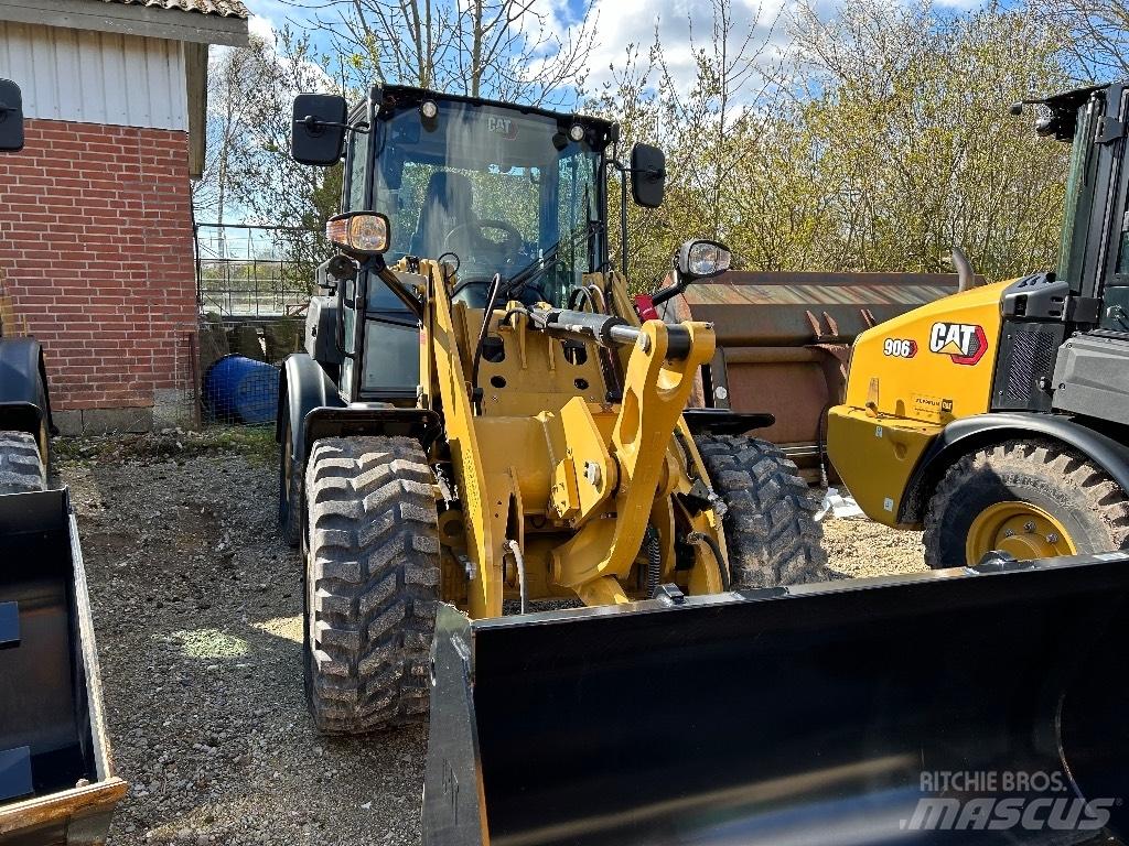 CAT 906 Wheel loaders