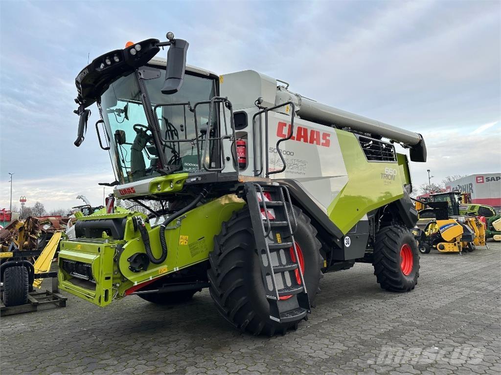 CLAAS Trion 660 Combine harvesters