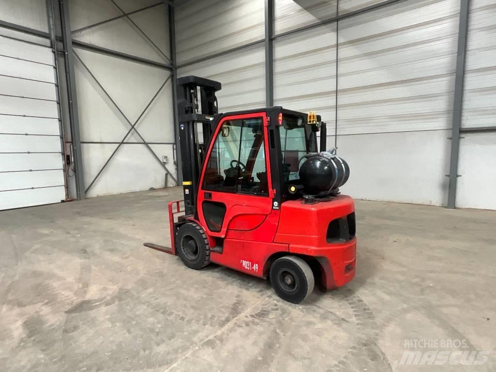 Hyster H 3.0 FT LPG trucks