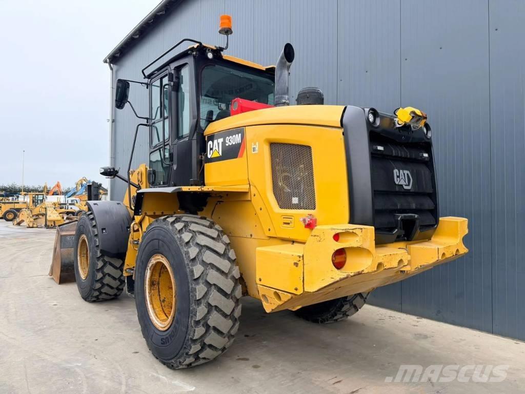 CAT 930M Wheel loaders