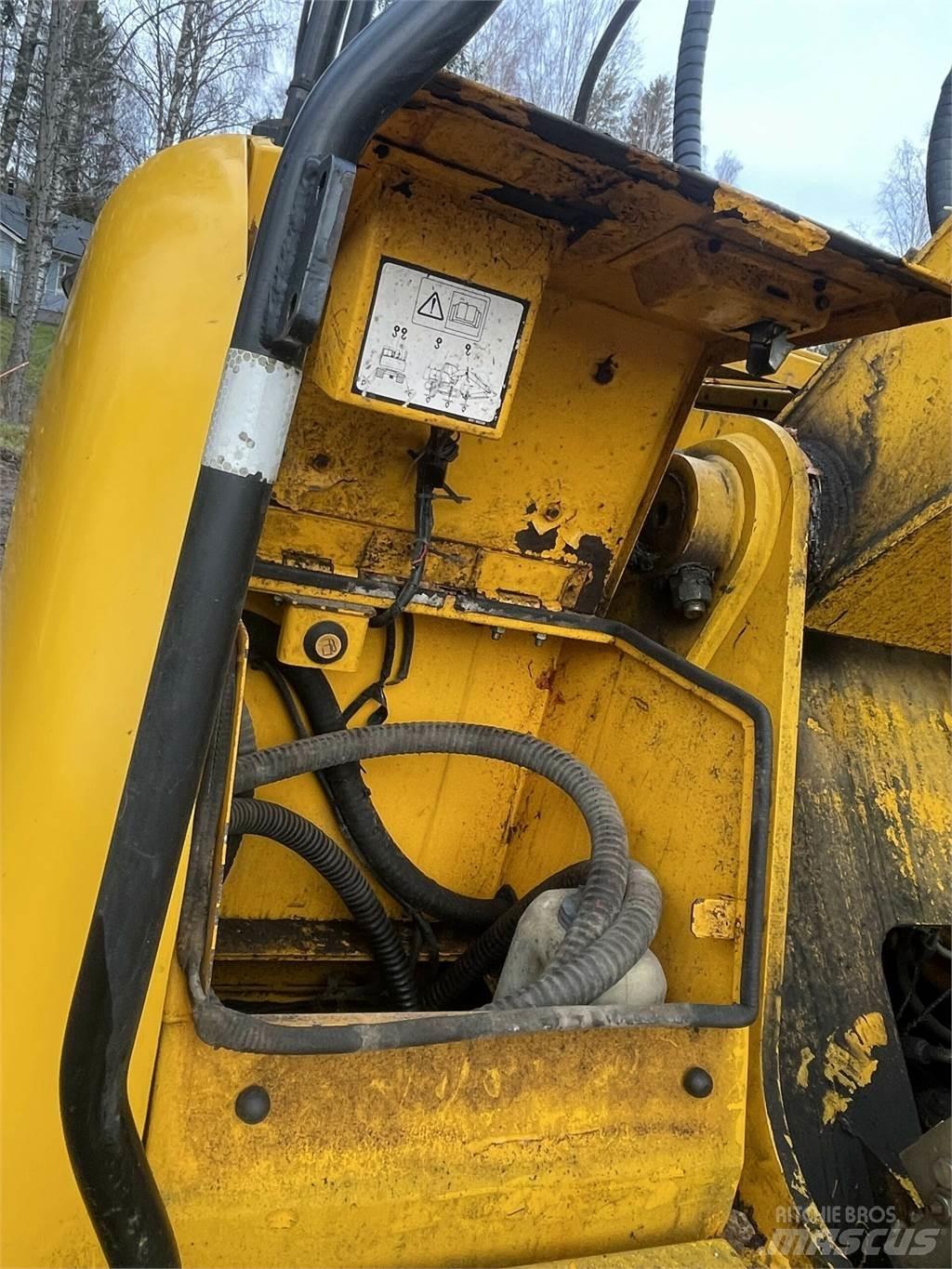 JCB JS 200 LC Crawler excavators