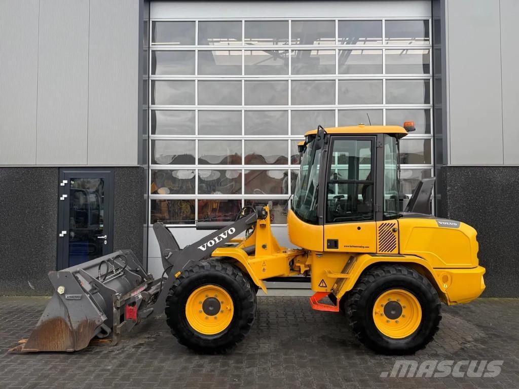Volvo L30G Wheel loaders