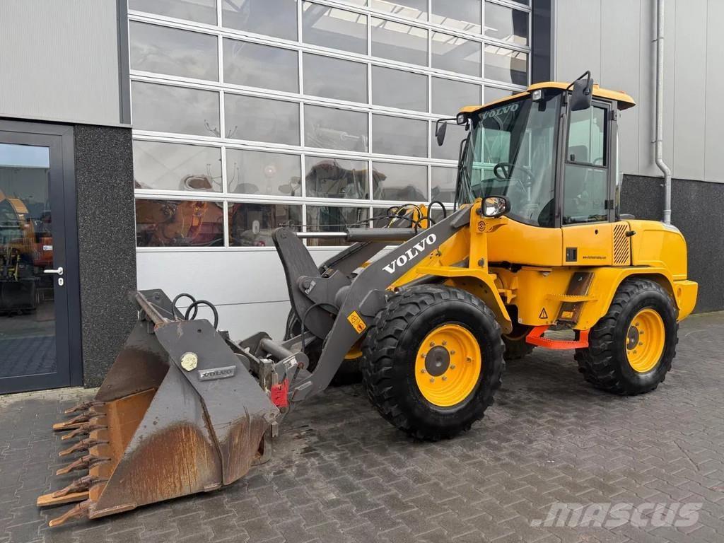 Volvo L30G Wheel loaders