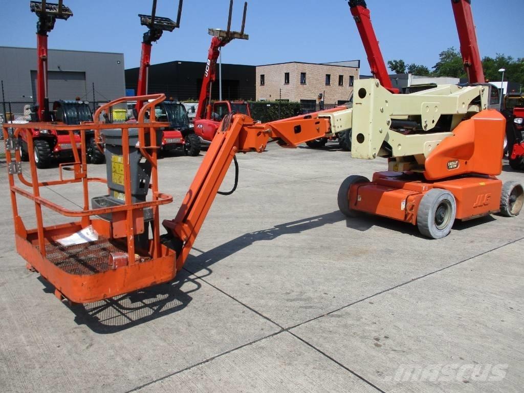 JLG E400 AJPN (146) Compact self-propelled boom lifts