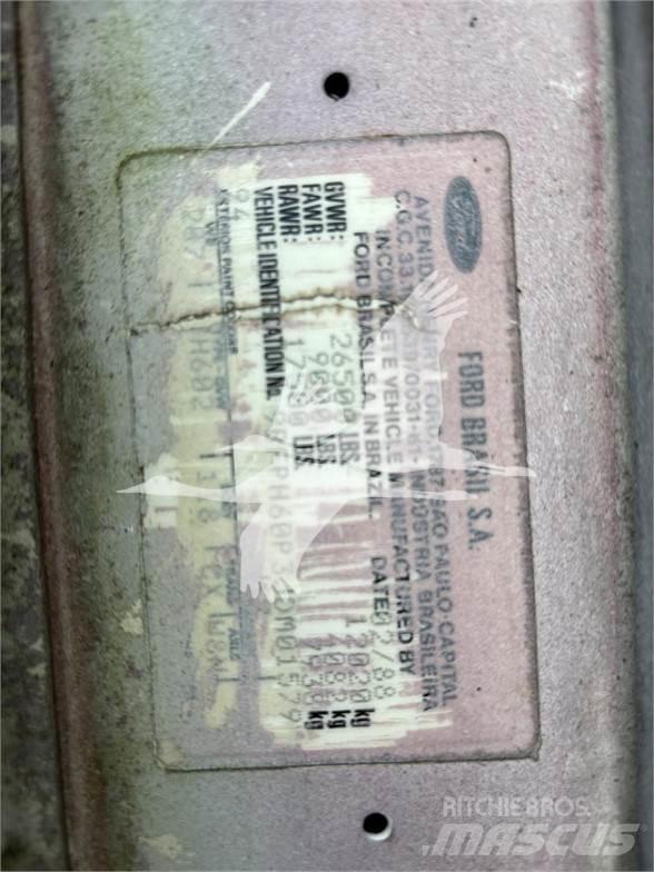 Ford C8000 Construction - Others