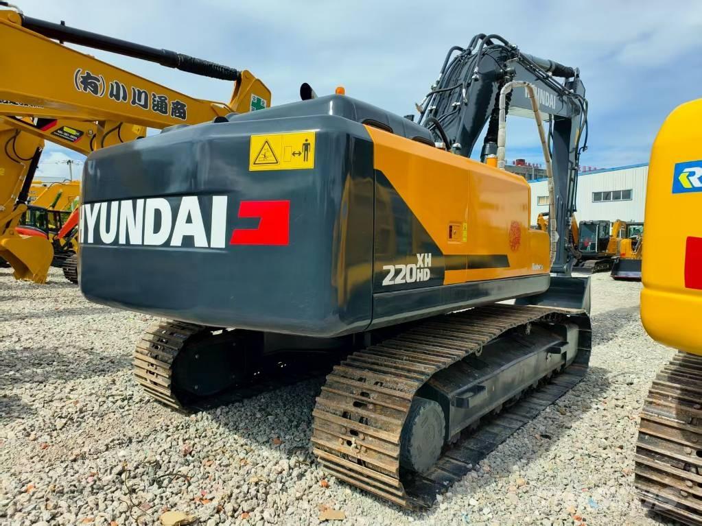Hyundai HX220HD Crawler excavators