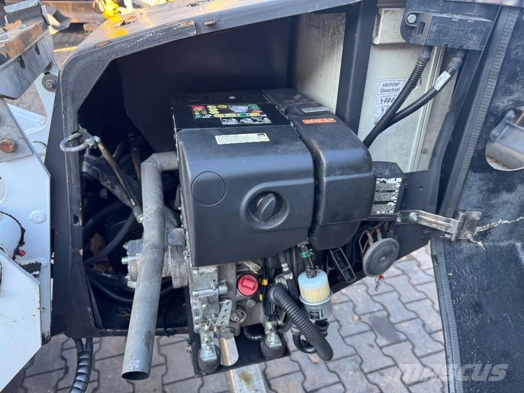 Dino 160 XT Trailer mounted aerial platforms