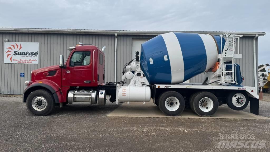 Peterbilt 567 Other trucks