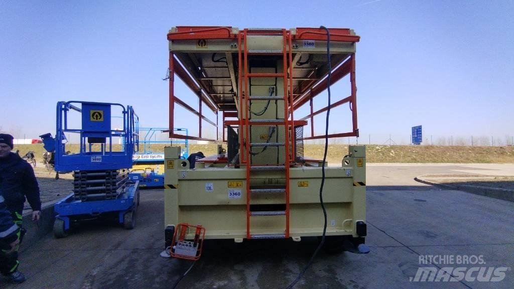 JLG 245-25 Scissor lifts