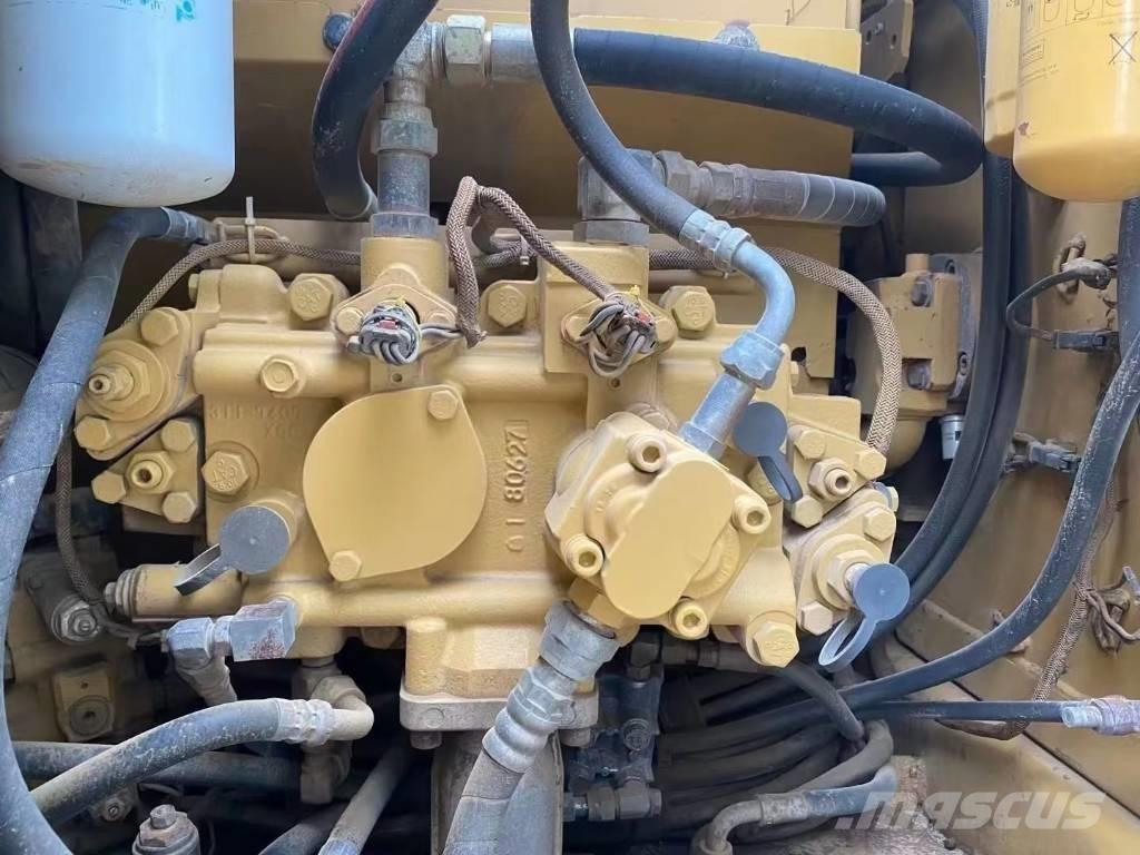 CAT 312D Midi excavators  7t - 12t