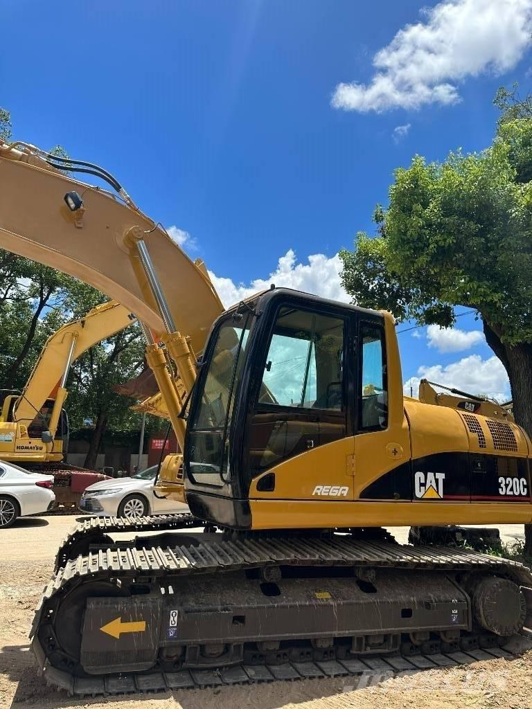 CAT 320C Midi excavators  7t - 12t