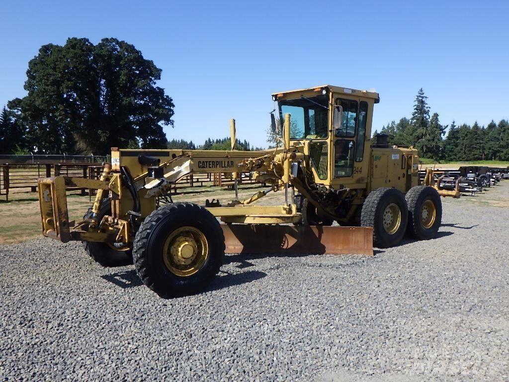 CAT 140 G Graders