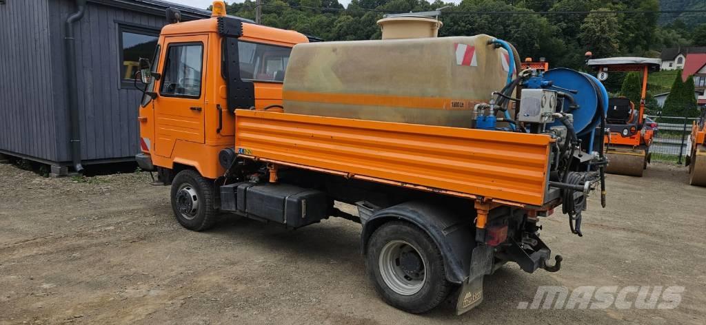 Multicar M 26 4X4 Tipper trucks