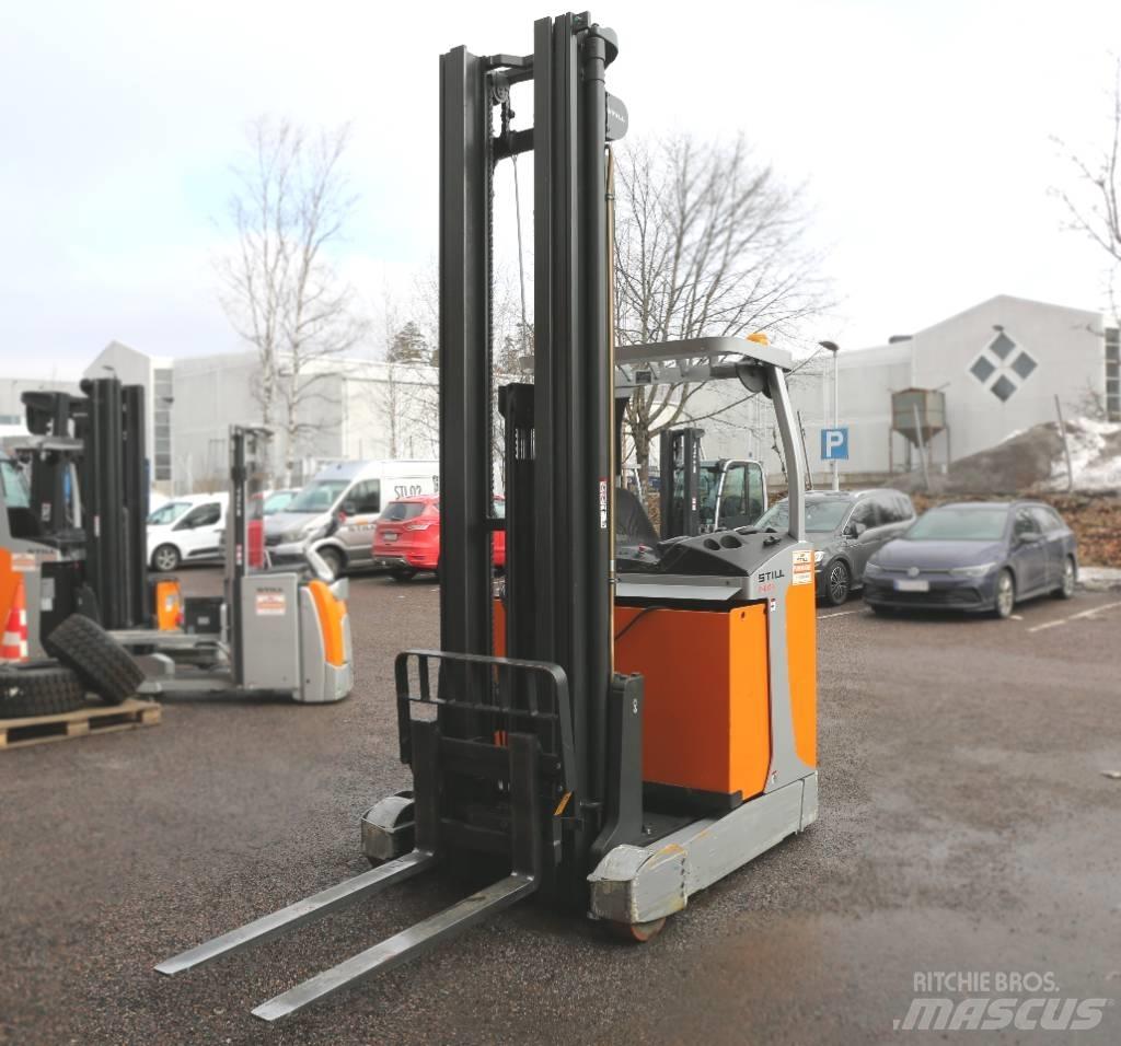 Still FMX-14 Reach trucks