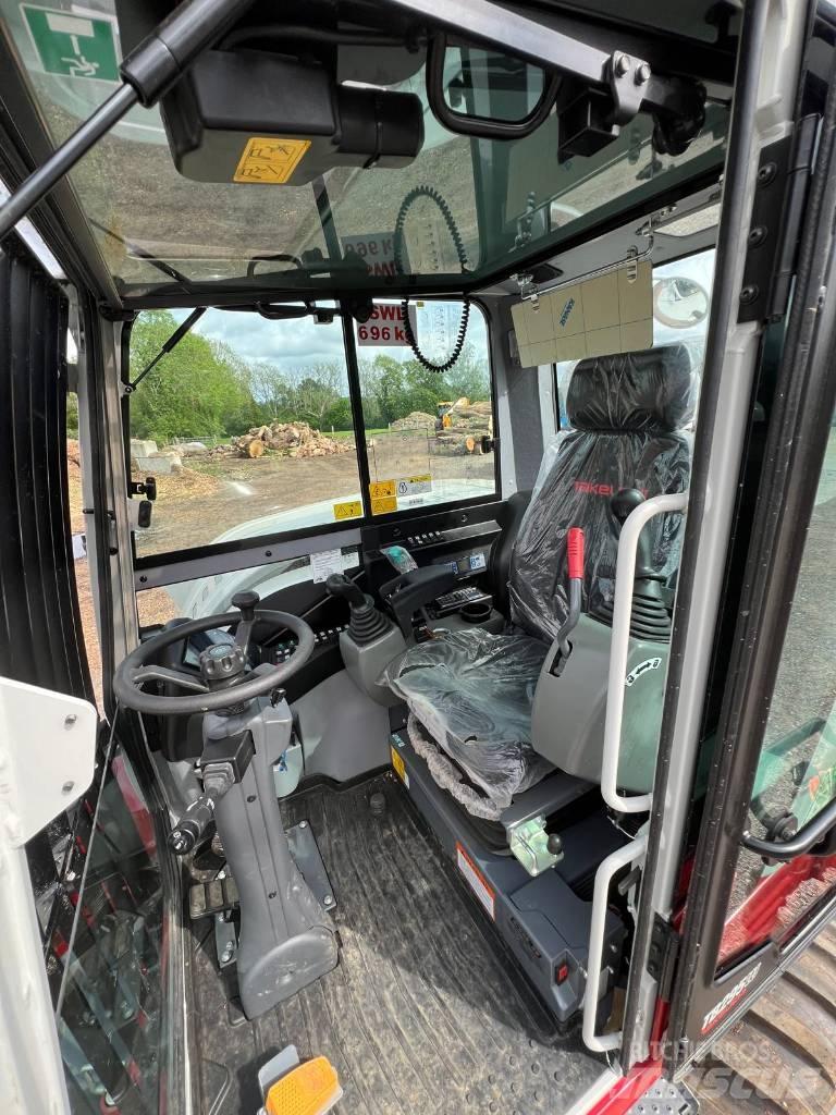 Takeuchi 295w Wheeled excavators