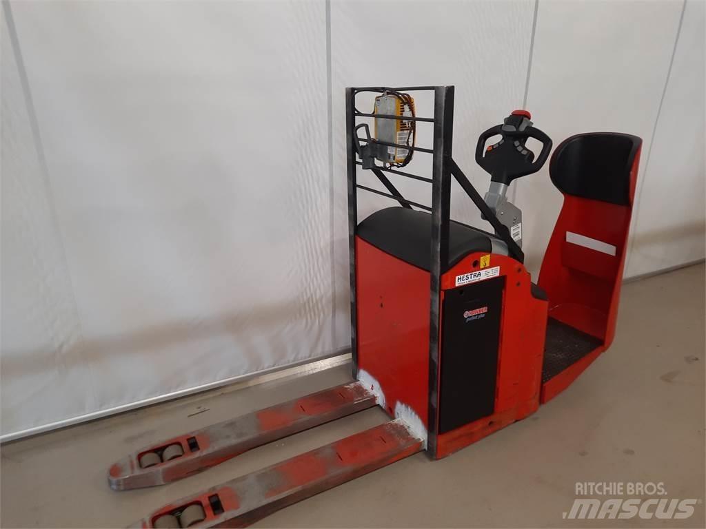 Manitou EP22M PFF Low lifter with platform