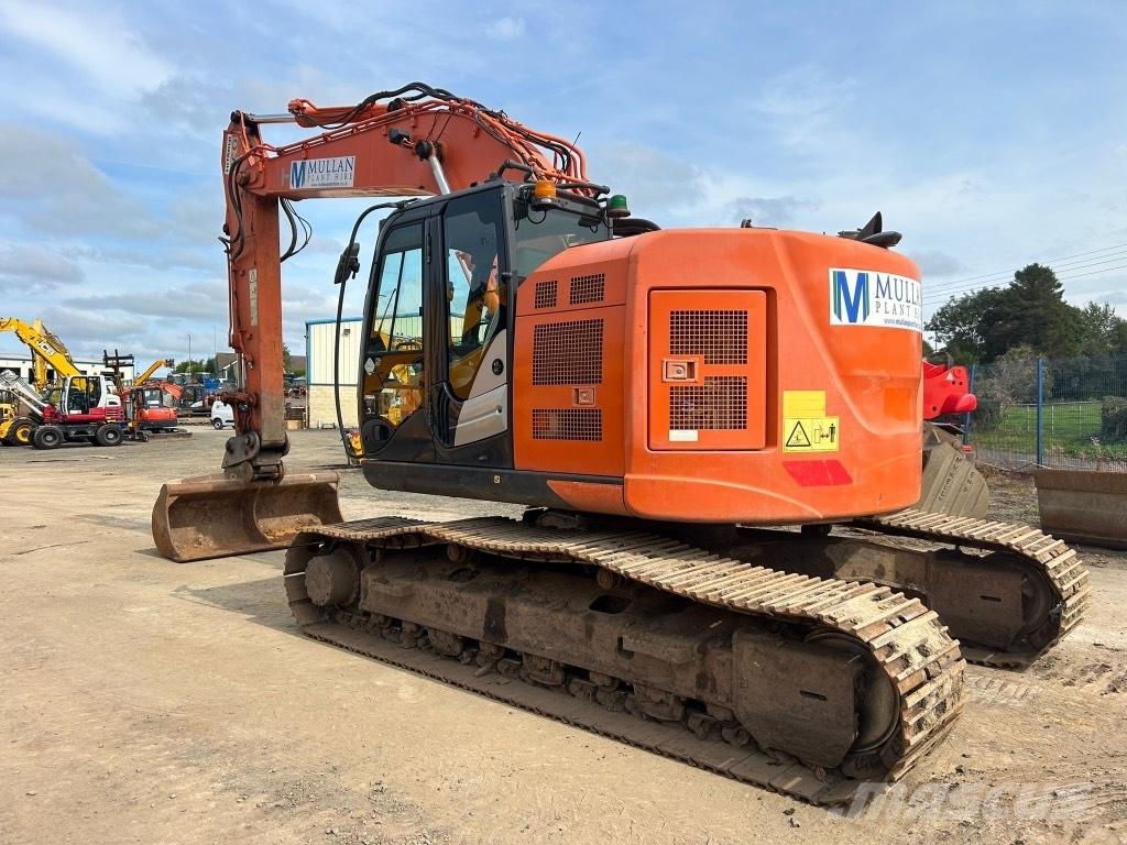 Hitachi ZX225 USLC-6 Crawler excavators
