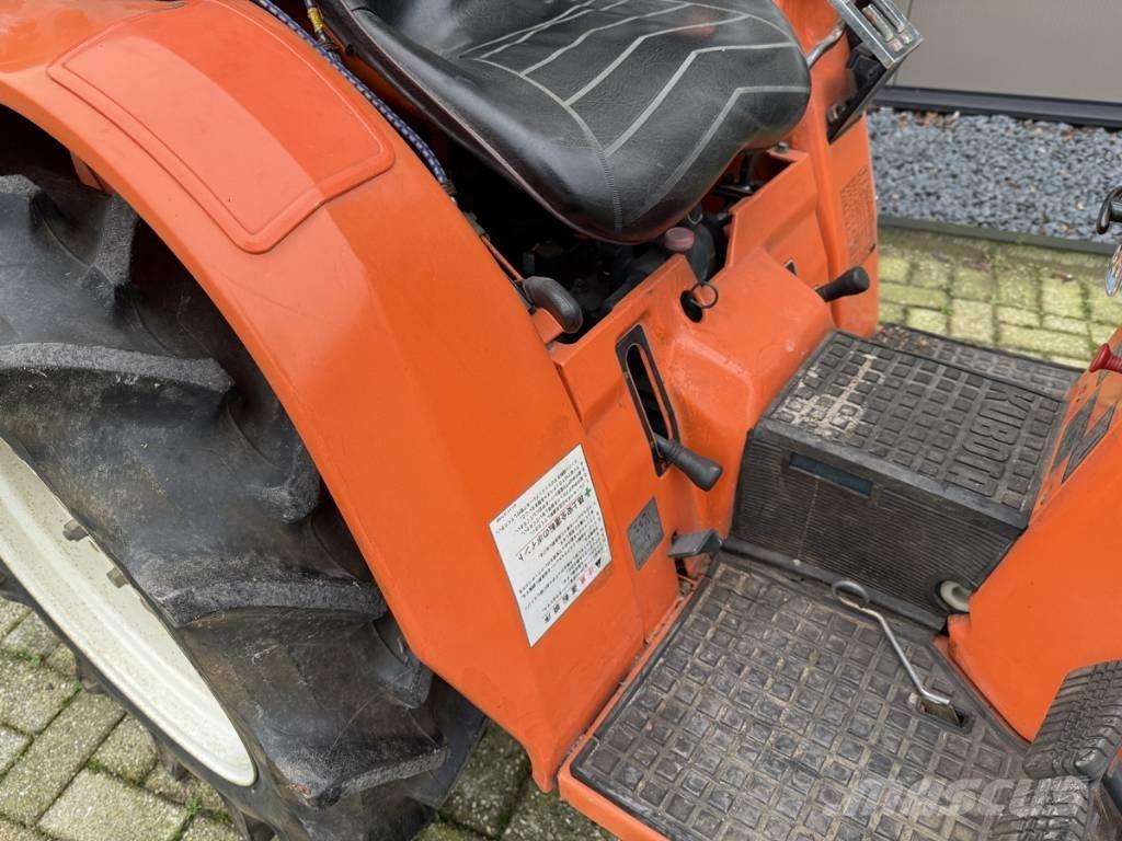 Kubota Bultra B1 - 17 Tractors