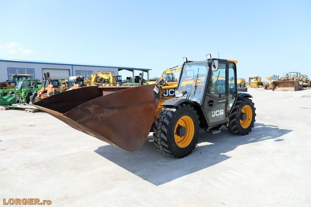 JCB 527-58 Agri Telehandlers for agriculture
