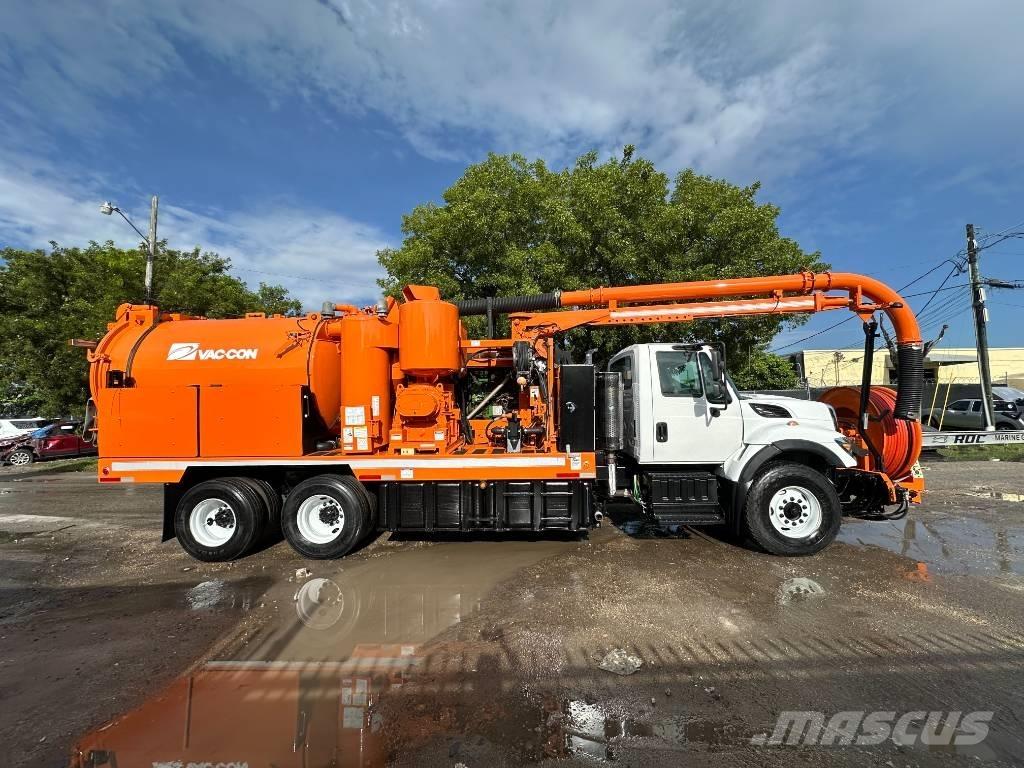 International 7400 Combi / vacuum trucks