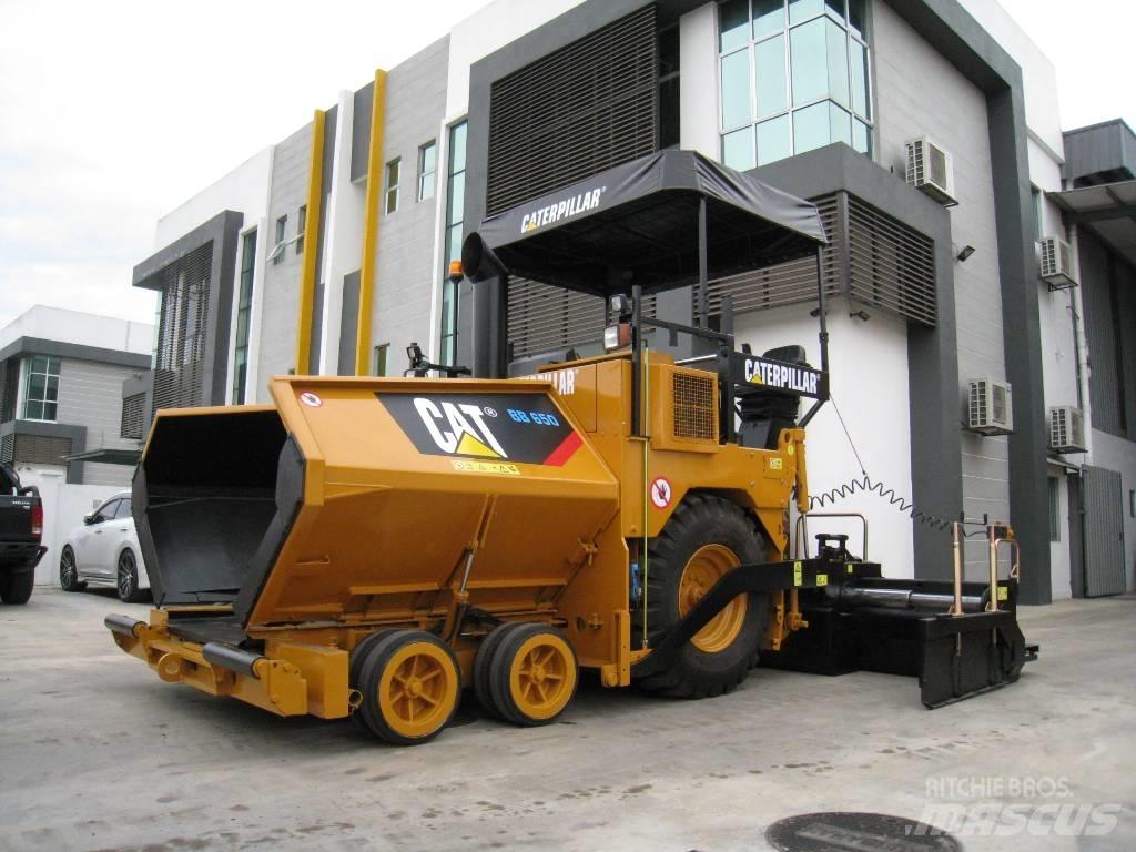 Bitelli Cat BB 650 Asphalt pavers