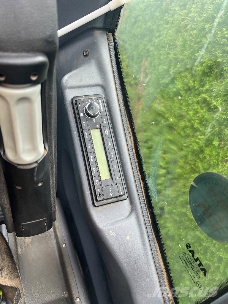 Atlas 140 W Wheeled excavators