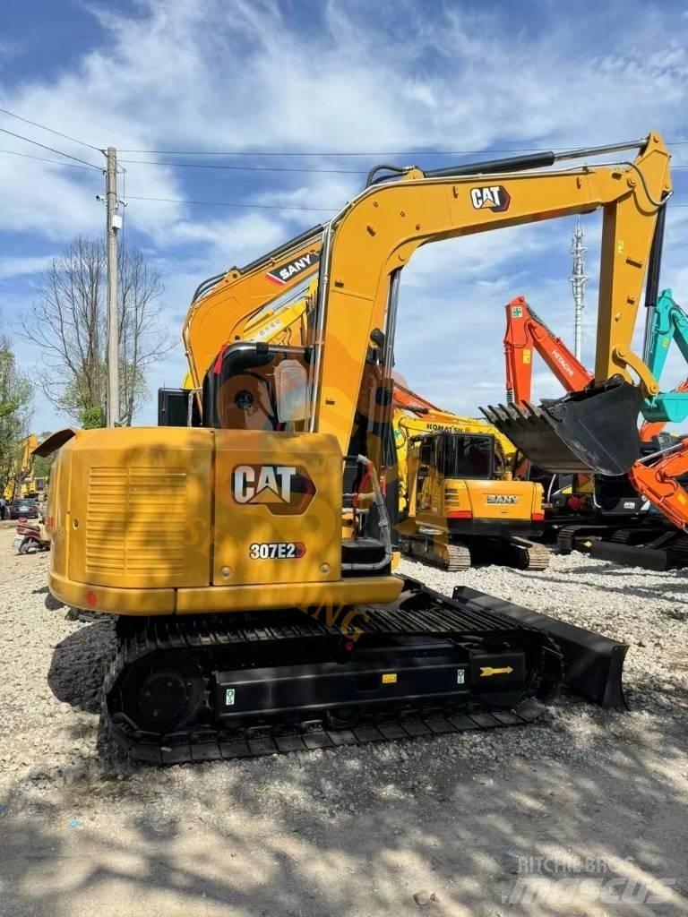 CAT 307 E Midi excavators  7t - 12t