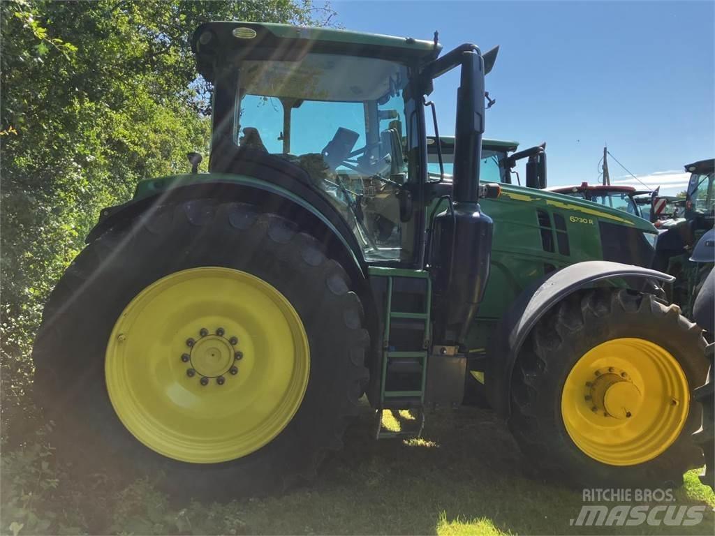 John Deere 6230R Tractors