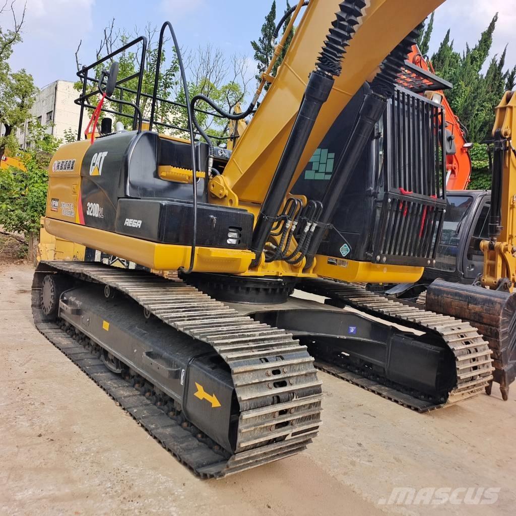 CAT 320 D2 Crawler excavators