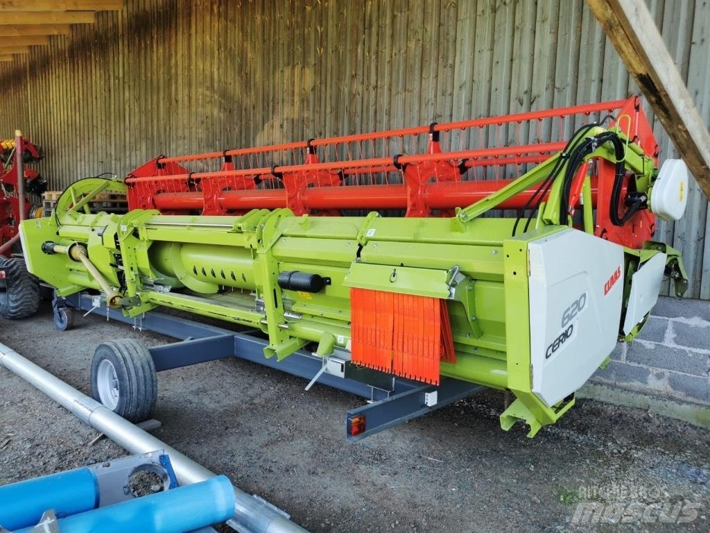 CLAAS Tucano 420 Combine harvesters