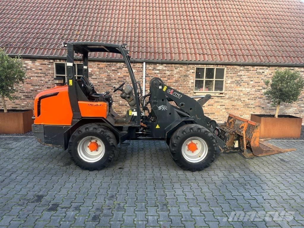 GiANT V 6004 T Mini loaders
