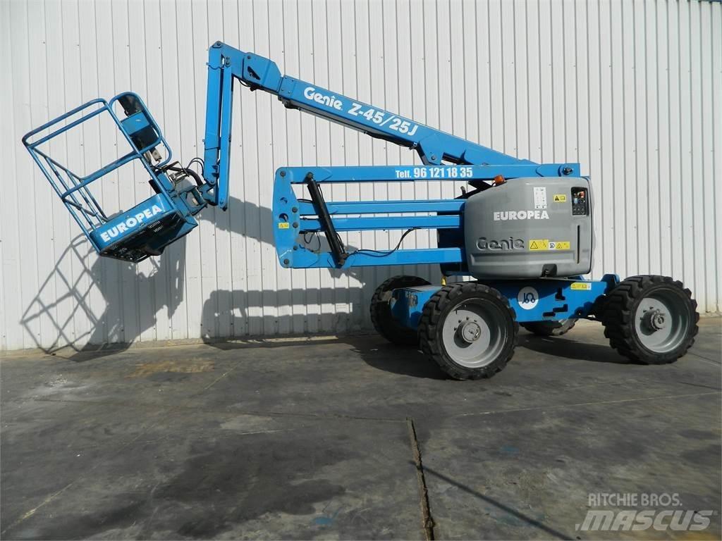 Genie Z45 25J Articulated boom lifts