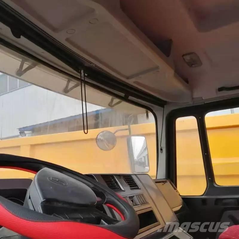 Shacman F3000 6X4 Tractor Units