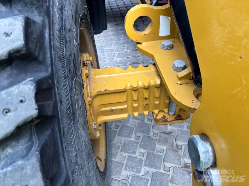 CAT 908 M Wheel loaders