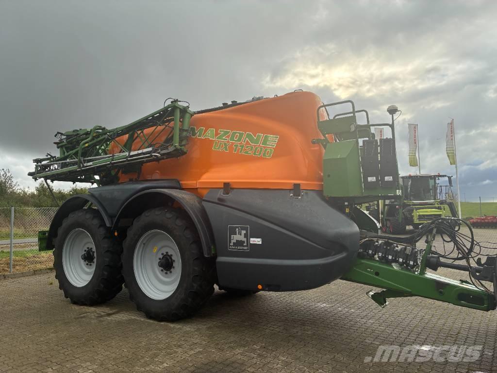 Amazone UX 11200 Trailed sprayers