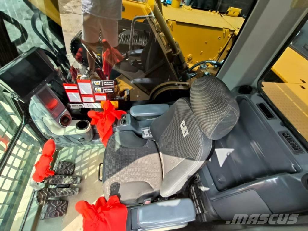 CAT 340 D L Crawler excavators