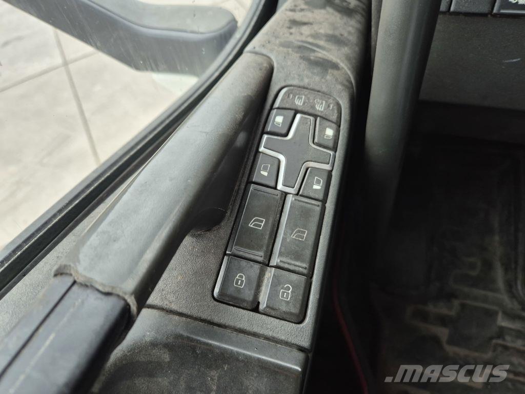 Volvo FH Tractor Units