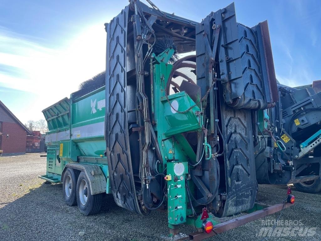 Komptech Maxx Mobile screeners