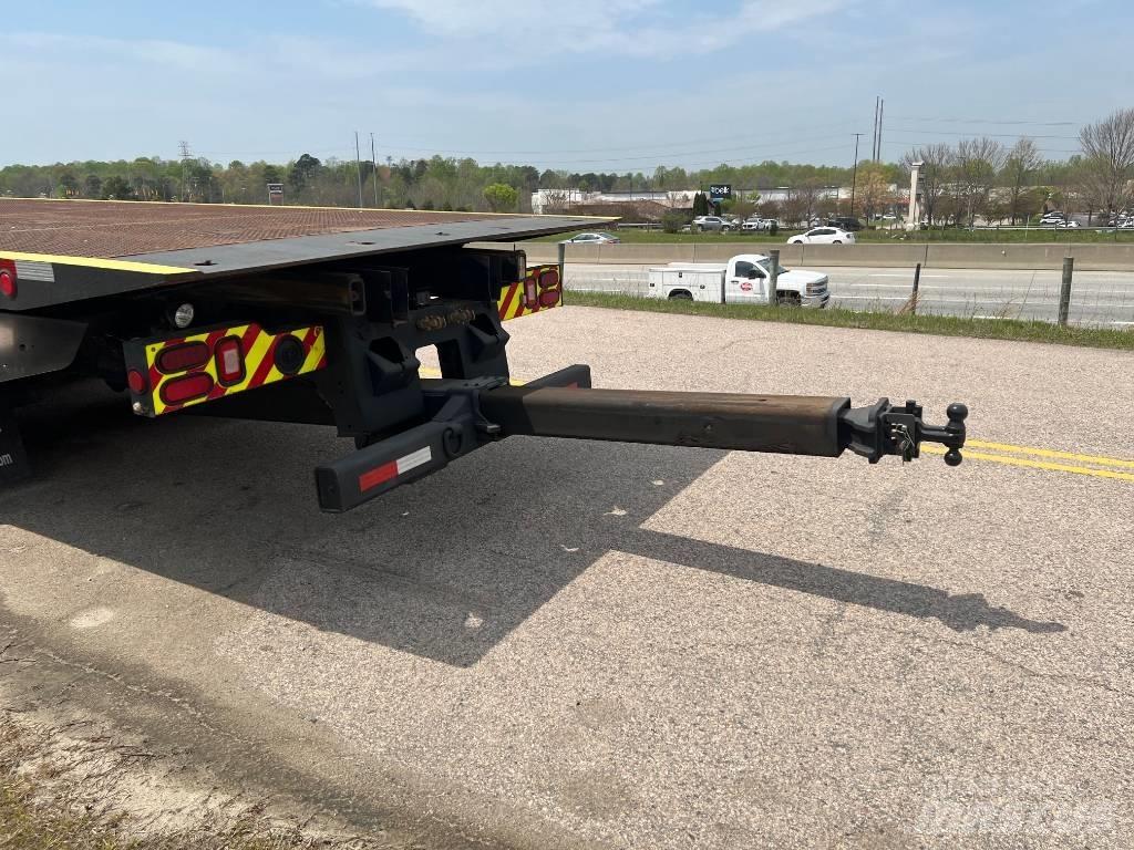Peterbilt 348 Recovery vehicles