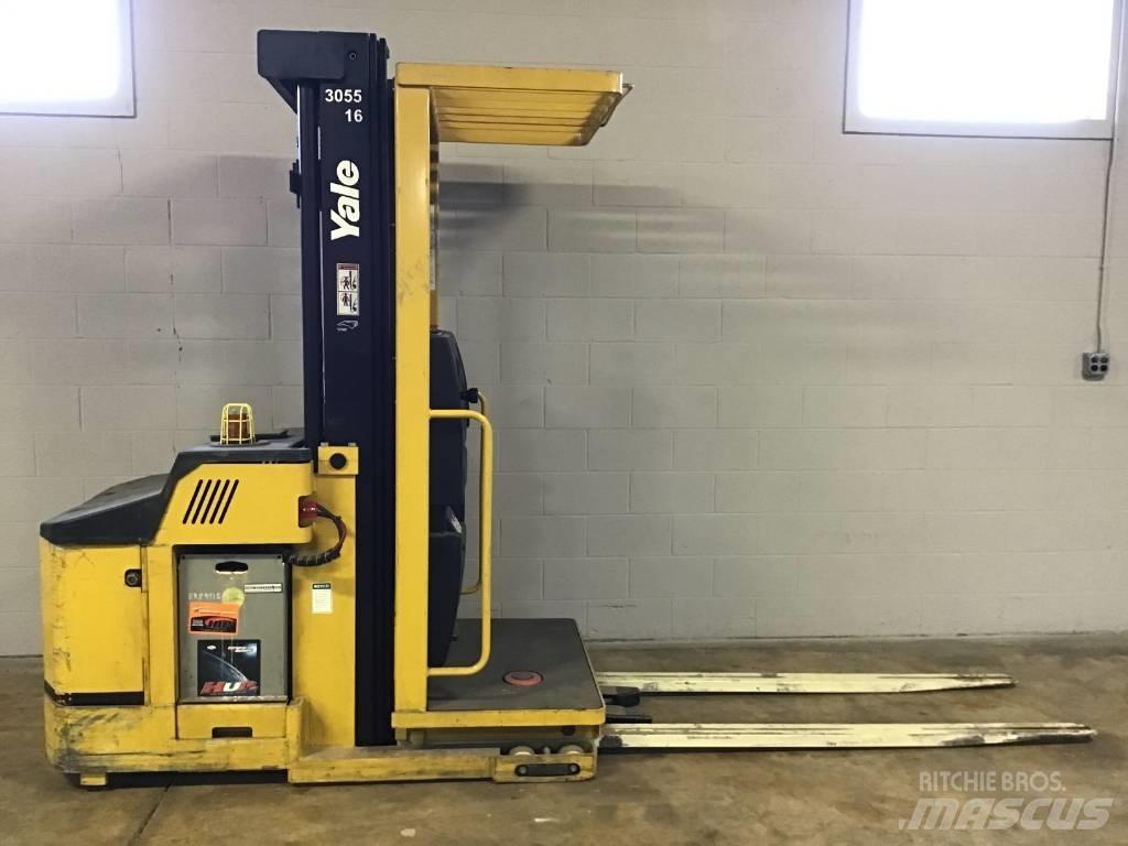 Yale OS030EFN24TE95 Medium lift order picker