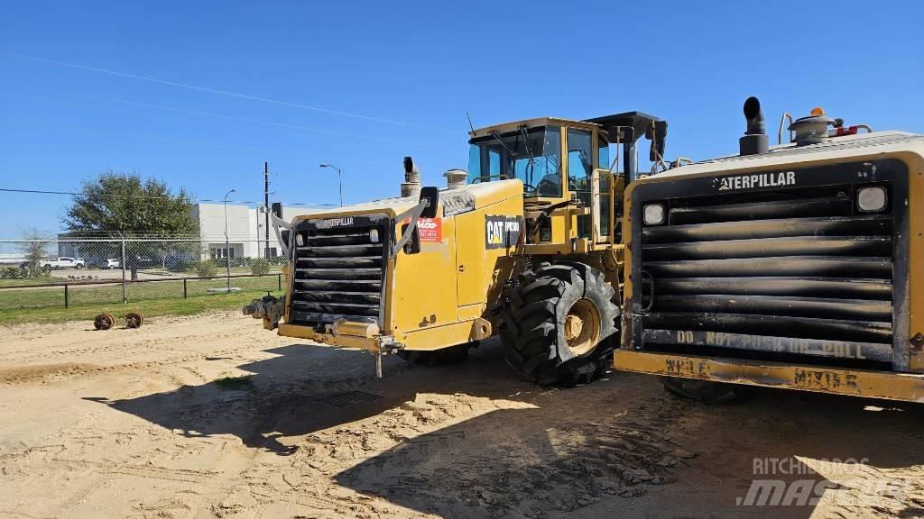 CAT RM 300 Asphalt recyclers