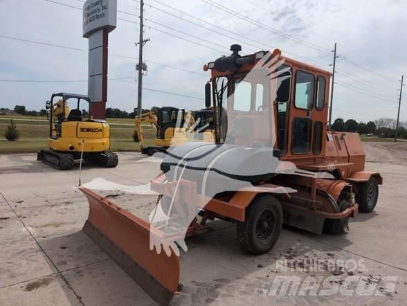 Broce RCT350 Sweepers