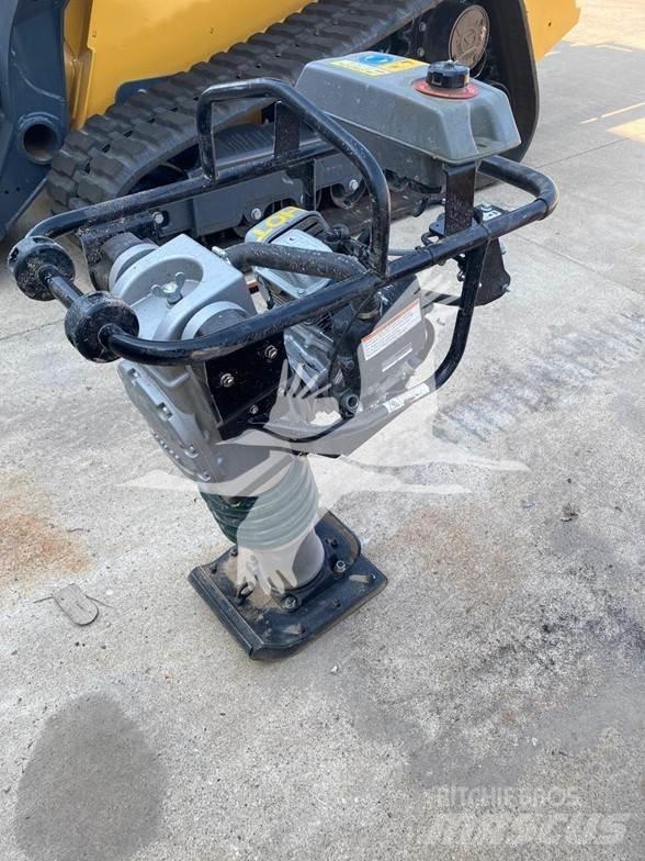 Sakai RS65 Towed vibratory rollers