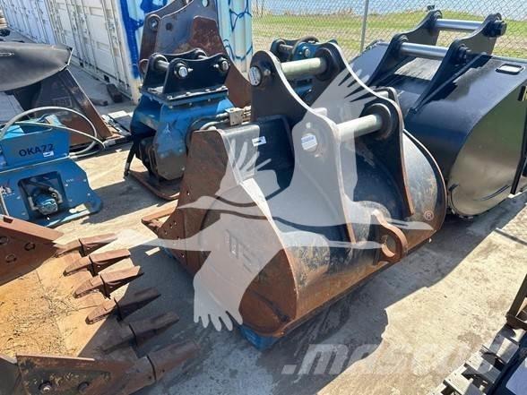  WB SK 270SR Buckets