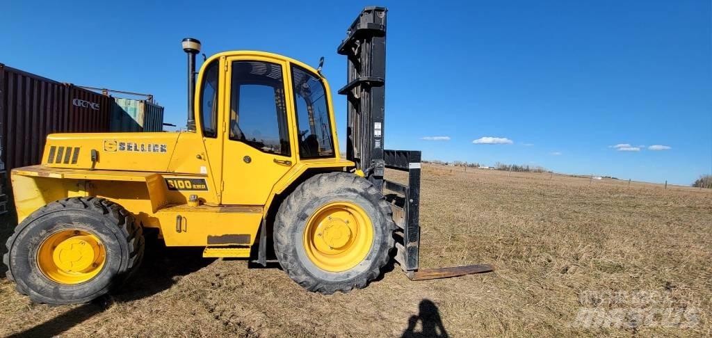 Sellick S100 Rough terrain trucks